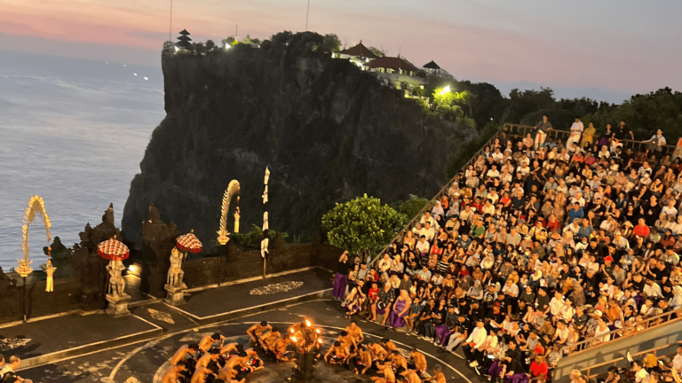 tari kecak uluwatu | Kecak Dance Uluwatu