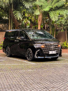 Corporate Chauffeur Service in Bali for Business Travel